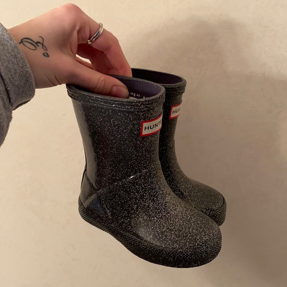 NEW toddler hunter boots